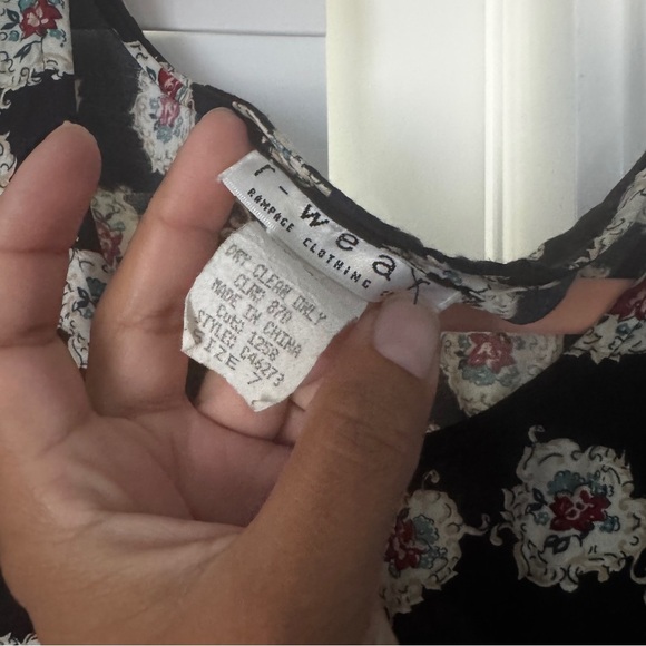 VINTAGE Floral Black Dress with adjustable waist - Picture 3 of 10